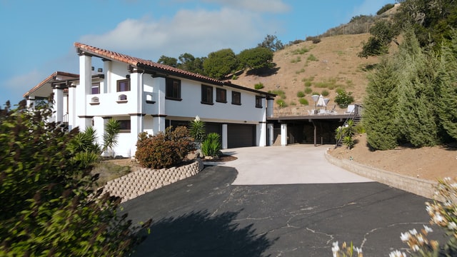 concrete-driveway-sealing